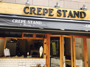 CREPE STAND HONEY