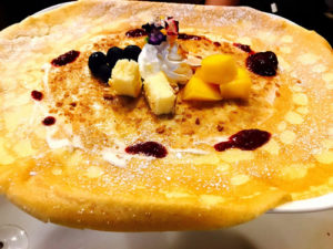 CREPE STAND HONEY